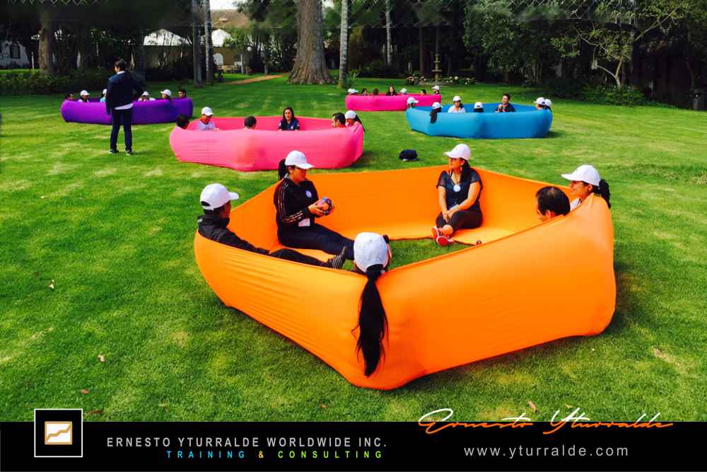 Team Building & Outdoor Training | Ernesto Yturralde