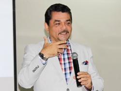 Charlas Inspiradoras, Charlas Motivacionales | Ernesto Yturralde